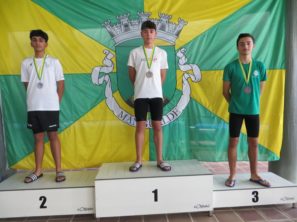 Diogo Freitas recebeu distinção de 3.º Nadador do Ano