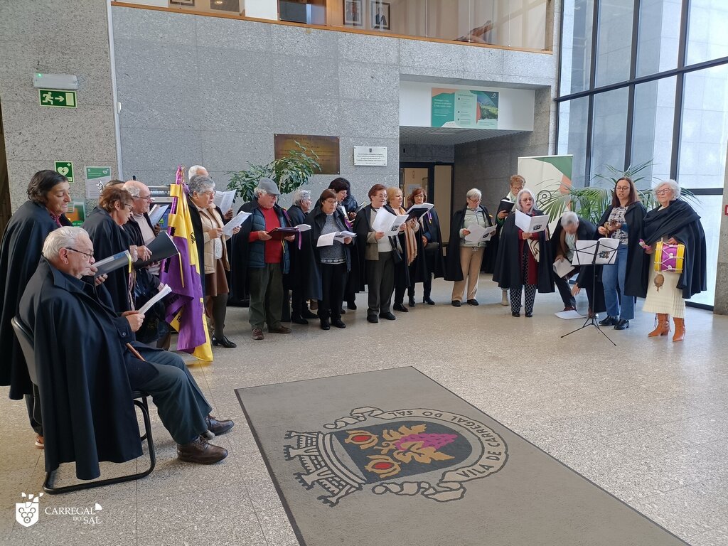 Universidade Sénior do Concelho de Carregal do Sal cantou as “Janeiras”