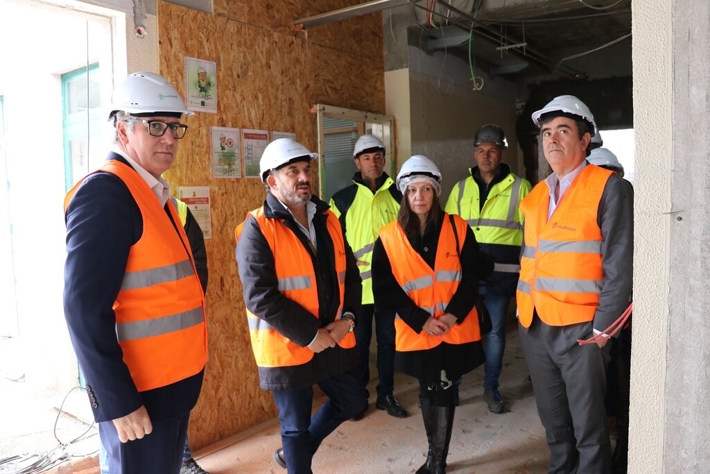 Autarca carregalense sensibilizou responsáveis da Saúde para a viabilização de novos serviços na ...