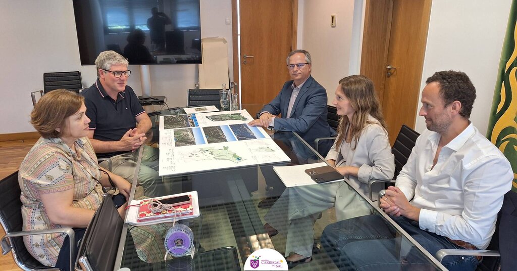 Presidente da Câmara reúne com investidor de empreendimento turístico