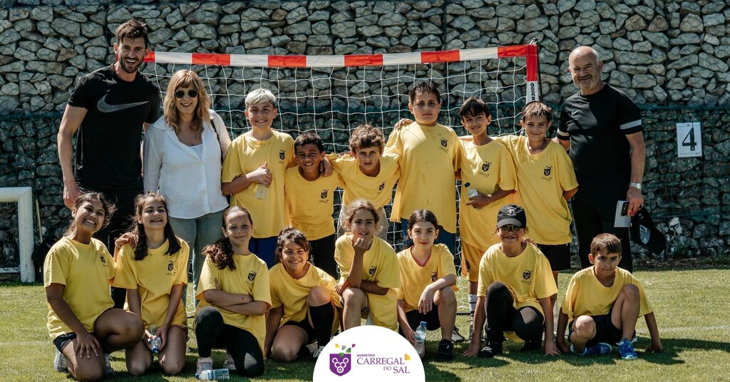 Carregal do Sal participou no encontro distrital Andebol 4Kids